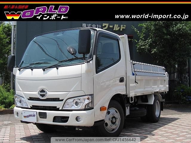 hino dutro 2024 GOO_NET_EXCHANGE_1200177A30250722W003 image 1