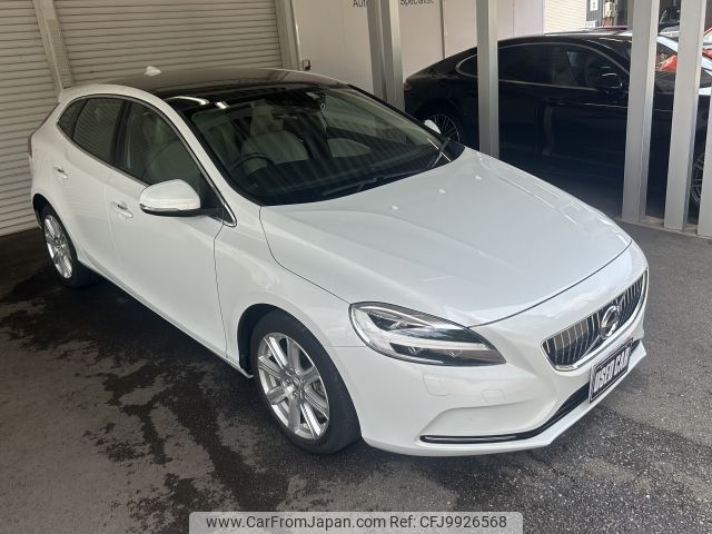 volvo v40 2019 -VOLVO--Volvo V40 DBA-MB4154T--YV1MV2920K2602402---VOLVO--Volvo V40 DBA-MB4154T--YV1MV2920K2602402- image 2