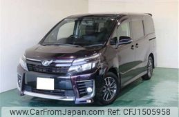 toyota voxy 2014 CFJ1505958