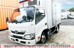 hino dutro 2016 GOO_NET_EXCHANGE_0702161A30241031W001