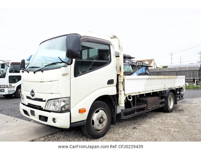 hino dutro 2019 GOO_NET_EXCHANGE_0403477A30240918W004 image 1