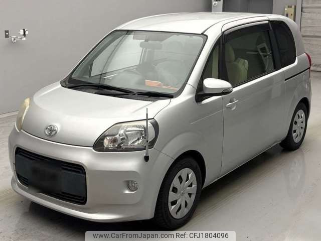 toyota porte 2013 CFJ1804096 image 1