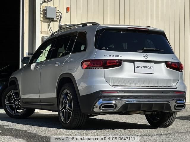 mercedes-benz glb-class 2023 quick_quick_247613M_W1N2476132W291710 image 2