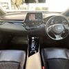 toyota c-hr 2017 -TOYOTA--C-HR DAA-ZYX10--ZYX10-2045611---TOYOTA--C-HR DAA-ZYX10--ZYX10-2045611- image 2