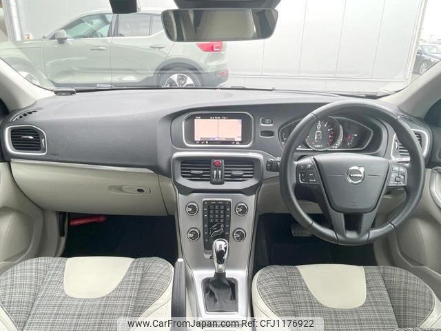 volvo v40 2019 quick_quick_MB4154T_YV1MV2920K2601188 image 2