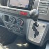 toyota hiace-wagon 2010 CFJ1696952 image 6