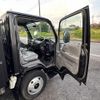 isuzu elf-truck 2005 CFJ1675594 image 19