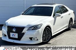 toyota crown 2013 CFJ1825675