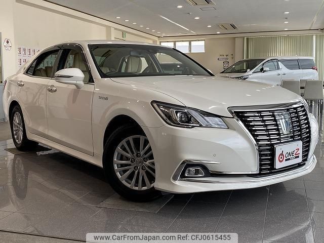 toyota crown 2018 -TOYOTA--Crown AWS210--AWS210-6135621---TOYOTA--Crown AWS210--AWS210-6135621- image 1