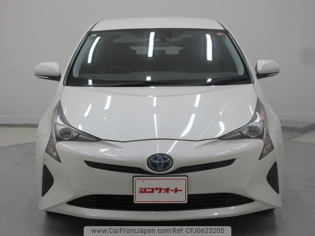 toyota prius 2016 quick_quick_DAA-ZVW50_ZVW50-6039750 image 2