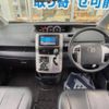 toyota noah 2011 -TOYOTA--Noah DBA-ZRR70G--ZRR70-0453945---TOYOTA--Noah DBA-ZRR70G--ZRR70-0453945- image 2