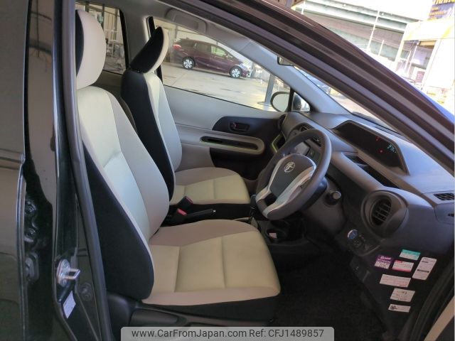 toyota aqua 2014 CFJ1489857 image 2