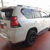 toyota land-cruiser-prado 2021 24430701 image 8