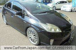 toyota prius 2013 -TOYOTA--Prius ZVW30--5643302---TOYOTA--Prius ZVW30--5643302-