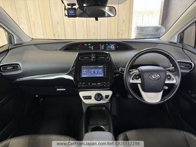 toyota prius 2017 quick_quick_DAA-ZVW50_ZVW50-6100569 image 2
