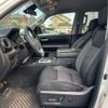 toyota tundra 2018 GOO_NET_EXCHANGE_0208738A30241108W003 image 32