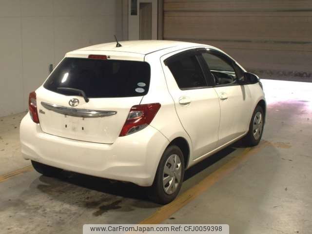 toyota vitz 2015 -TOYOTA--Vitz DBA-KSP130--KSP130-2148356---TOYOTA--Vitz DBA-KSP130--KSP130-2148356- image 2