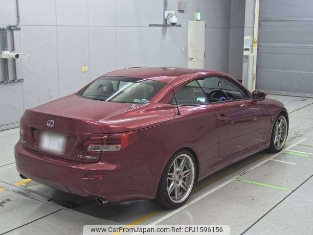 lexus is 2011 CFJ1596156 image 2