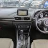 mazda axela 2017 CFJ1638501 image 7