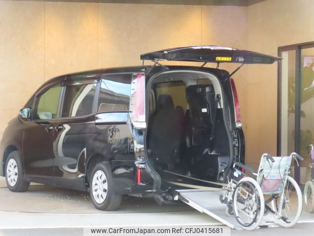 toyota noah 2019 CFJ0415681 image 1