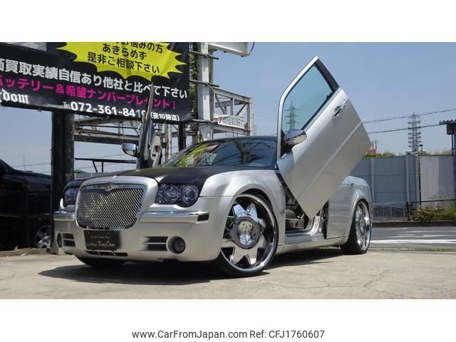 chrysler 300c 2006 CFJ1760607 image 1