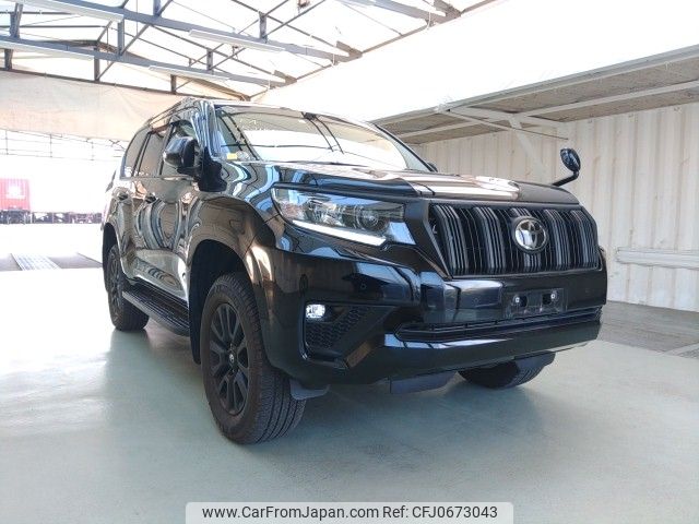 toyota land-cruiser-prado 2023 ENHANCEAUTO_1_ea293596 image 1