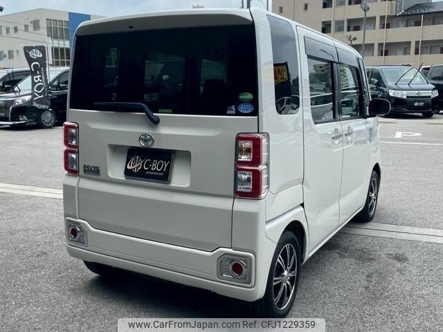 toyota pixis-mega 2016 -TOYOTA--Pixis Mega LA700A--LA700A-0007816---TOYOTA--Pixis Mega LA700A--LA700A-0007816- image 2