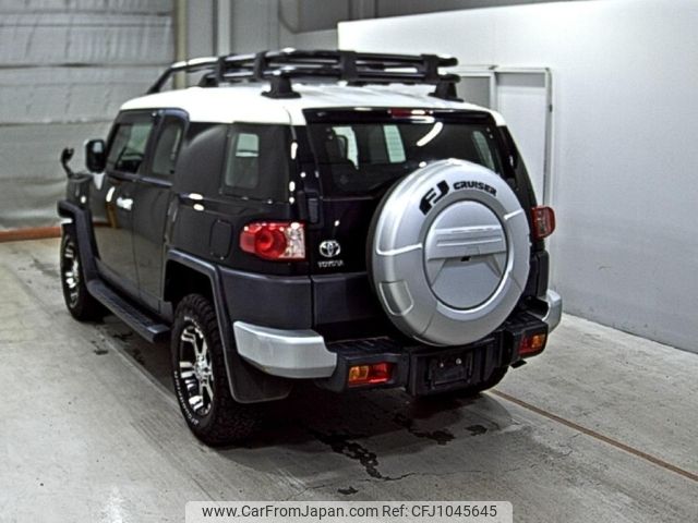 toyota fj-cruiser 2011 -TOYOTA--FJ Curiser GSJ15W-0112919---TOYOTA--FJ Curiser GSJ15W-0112919- image 2
