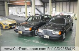 mercedes-benz e-class-station-wagon 1990 -MERCEDES-BENZ--Benz E Class Wagon E-124090--WDB1240902F130375---MERCEDES-BENZ--Benz E Class Wagon E-124090--WDB1240902F130375-