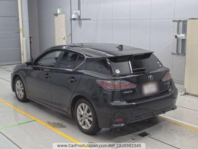 lexus ct 2015 quick_quick_DAA-ZWA10_ZWA10-2255451 image 2