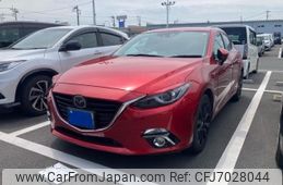 mazda axela 2015 CFJ7028044