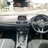 mazda axela 2018 CFJ1753199 image 8