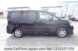 toyota voxy 2009 NIKYO_WP94256