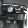 toyota prius-phv 2018 quick_quick_ZVW52_ZVW52-3103070 image 19