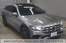 mercedes-benz e-class-station-wagon 2023 CFJ1542954