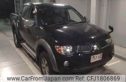 mitsubishi triton 2006 CFJ1806869