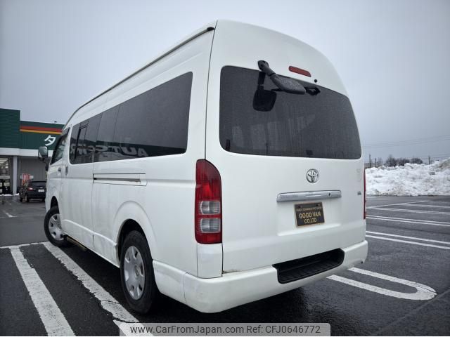 toyota hiace-commuter 2005 quick_quick_KDH227B_KDH227-0001377 image 2