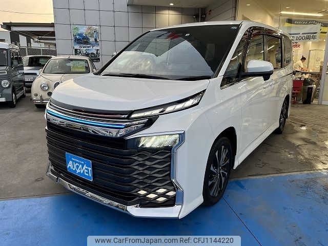toyota voxy 2022 -TOYOTA--Voxy 6AA-ZWR90W--ZWR90-0011005---TOYOTA--Voxy 6AA-ZWR90W--ZWR90-0011005- image 1
