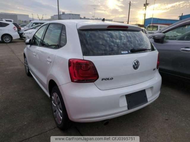 volkswagen polo 2011 -VOLKSWAGEN--VW Polo DBA-6RCBZ--WVWZZZ6RZCU001826---VOLKSWAGEN--VW Polo DBA-6RCBZ--WVWZZZ6RZCU001826- image 2