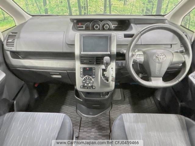 toyota voxy 2012 -TOYOTA--Voxy DBA-ZRR70W--ZRR70-0505531---TOYOTA--Voxy DBA-ZRR70W--ZRR70-0505531- image 2