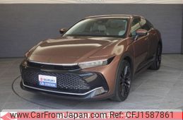 toyota crown 2023 CFJ1587861