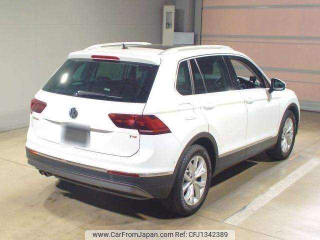 volkswagen tiguan 2017 quick_quick_ABA-5NCZE_WVGZZZ5NZHW860828 image 2