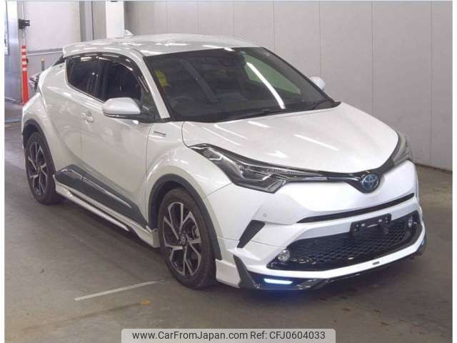 toyota c-hr 2017 -TOYOTA--C-HR DAA-ZYX10--ZYX10-2072863---TOYOTA--C-HR DAA-ZYX10--ZYX10-2072863- image 1