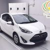 toyota aqua 2018 -TOYOTA--AQUA NHP10-6710098---TOYOTA--AQUA NHP10-6710098- image 1