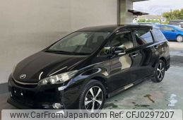 toyota wish 2013 -TOYOTA--Wish ZGE20W--6001610---TOYOTA--Wish ZGE20W--6001610-