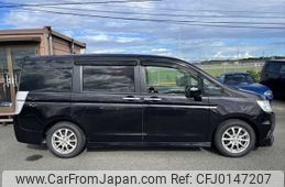 honda stepwagon-spada 2012 NIKYO_NH95458