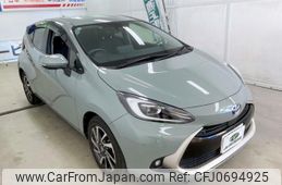 toyota aqua 2021 quick_quick_6AA-MXPK11_MXPK11-2020402