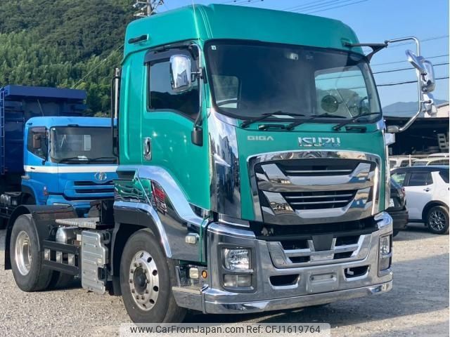 isuzu giga 2017 CFJ1619764 image 1