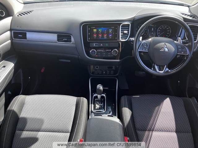 mitsubishi outlander 2017 CFJ1539854 image 2