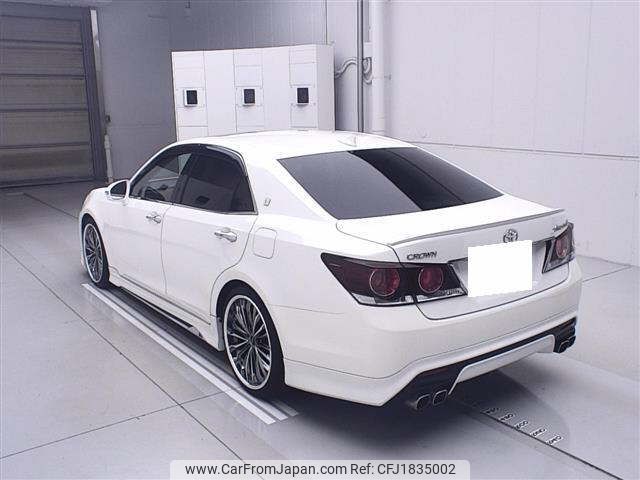 toyota crown 2016 CFJ1835002 image 2